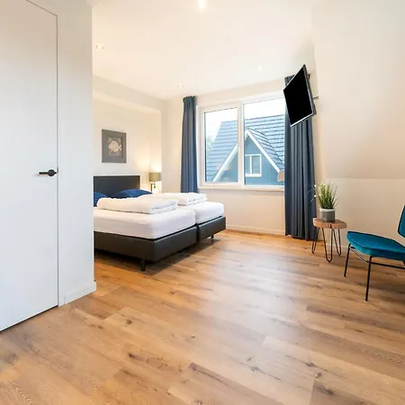 Pretty In De Koog Texel With Garden Casa vacanze Westermient