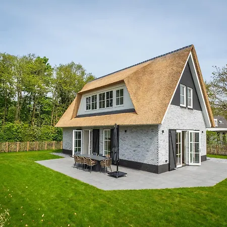 Pretty In De Koog Texel With Garden Casa vacanze